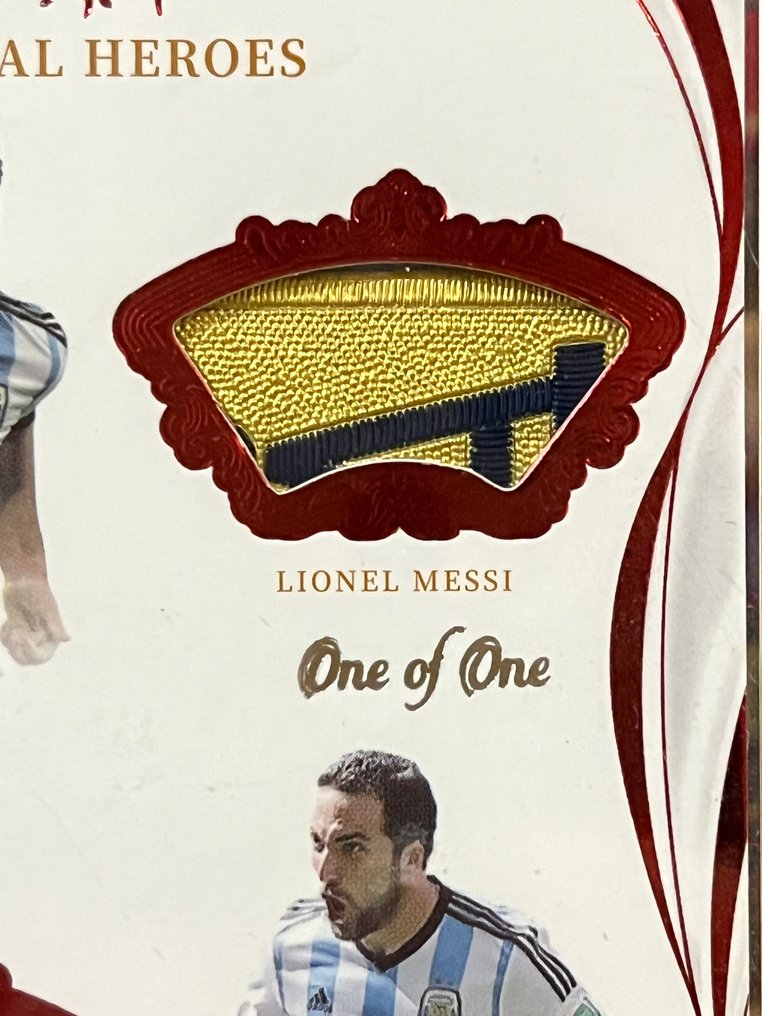 2022 Fansmall Argentina Lionel Messi One of one, Autographed card, Patch card - 3 Card - Near Mint (NM) #2.1