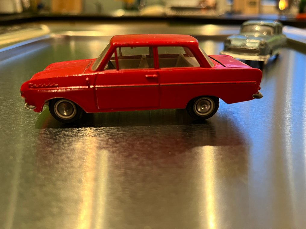 Tekno 1:43 - Model car  (2) - Opel Rekord & Kadett - Each Unboxed #2.1