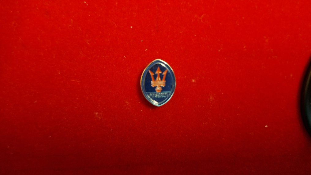 Badge - Maserati - 2000 #3.2