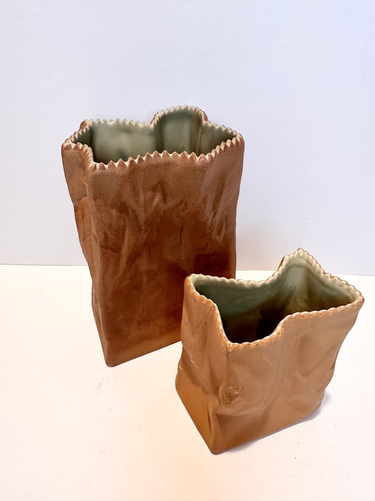 Rosenthal - Tapio Wirkkala - Vase (2) - Do not litter - Biscuit porcelain #3.2