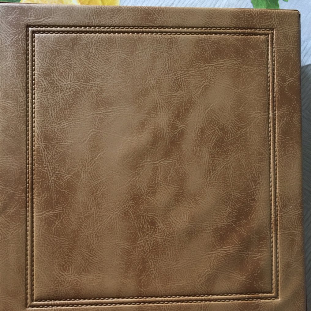 Czechoslovakia  - Beautiful collection of new Czechoslovakia stamps from 1918 to 1967, on a Marini album. #1.0