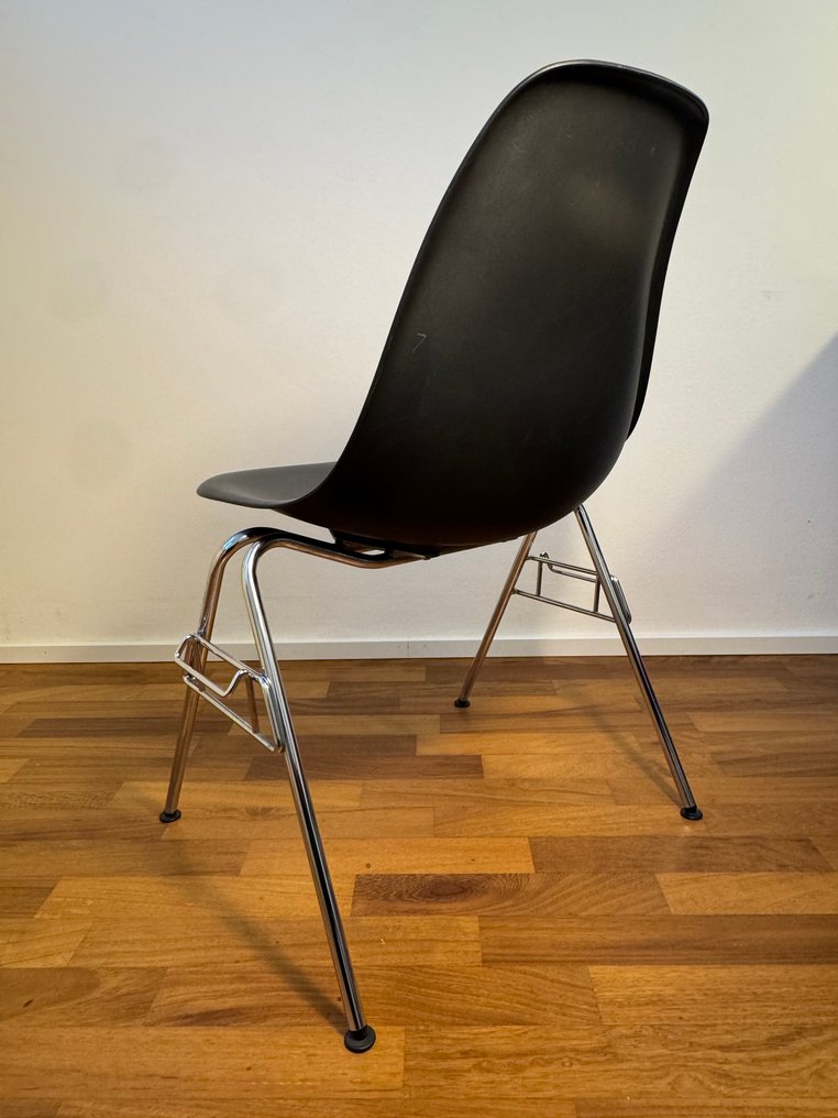 Vitra - Charles Eames - Stol - DSS - Polypropylen #4.3