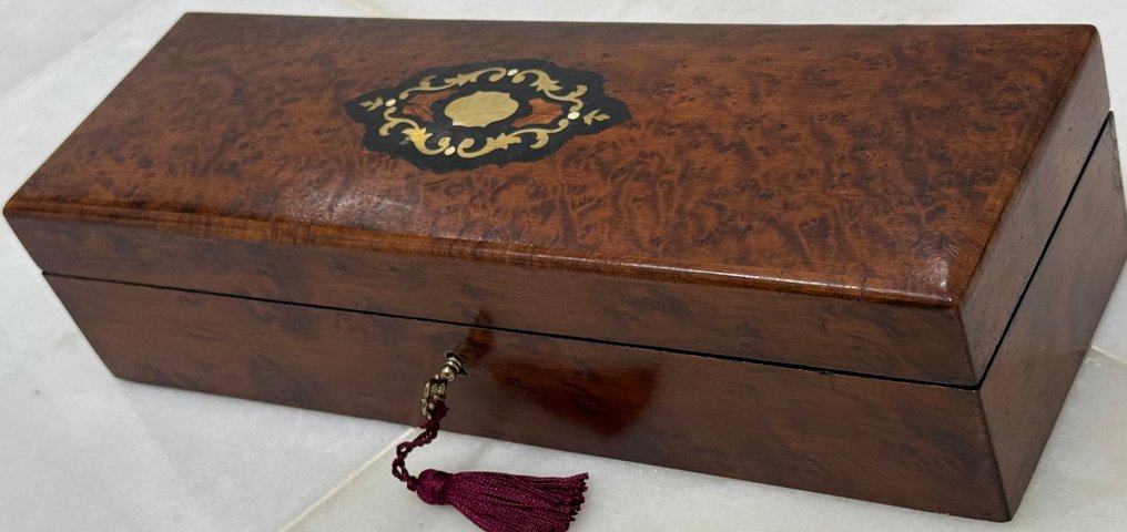 Låda - Förgyllt mässing, Sammet, Rosenträ, Tuja (cypressväxt) #2.1