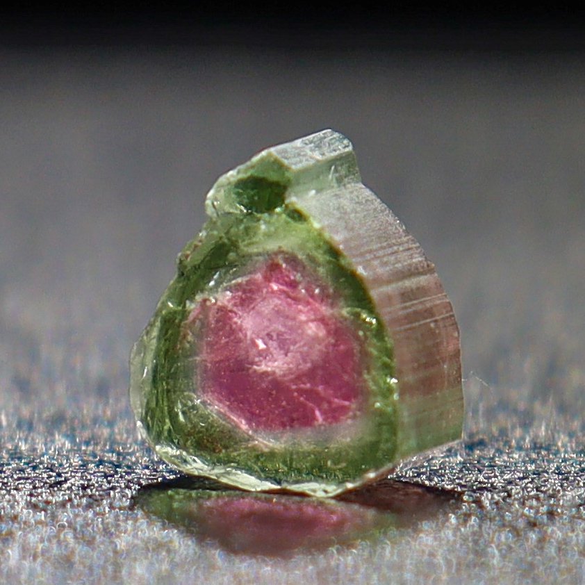 Museum Watermelon Tourmaline • EXCEPTIONAL AA Grade • 2.90 ct • Set 3 of 5 - Height: 9 mm - Width: 8 mm- 0.58 g - (1) #1.0