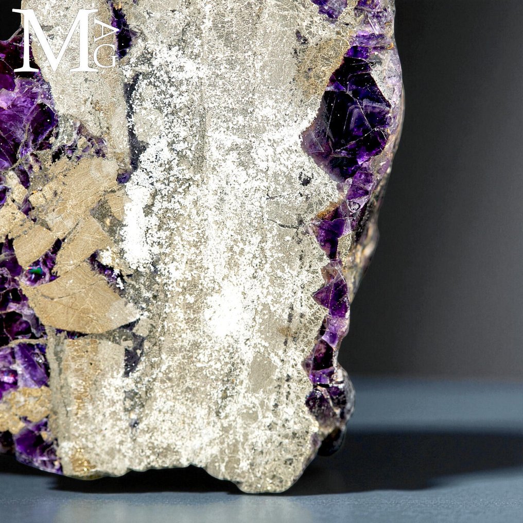 Fluorite, Pirite e Barite – Rara Formazione dalla Spagna - Altezza: 60 mm - Larghezza: 53 mm- 125 g #2.1