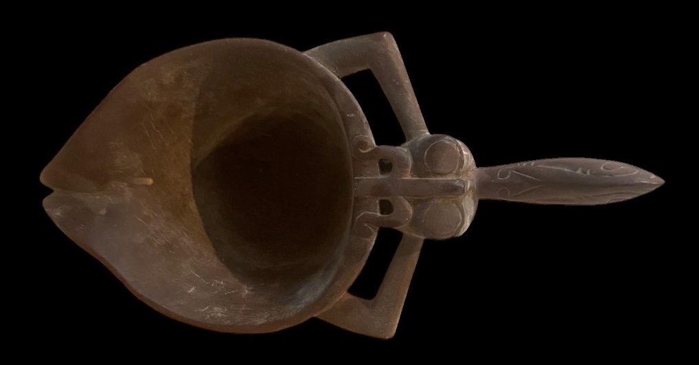 仪式碗 - 婆罗洲 / 卡里曼丹 - Dayak - 印度尼西亚  (没有保留价) #1.0