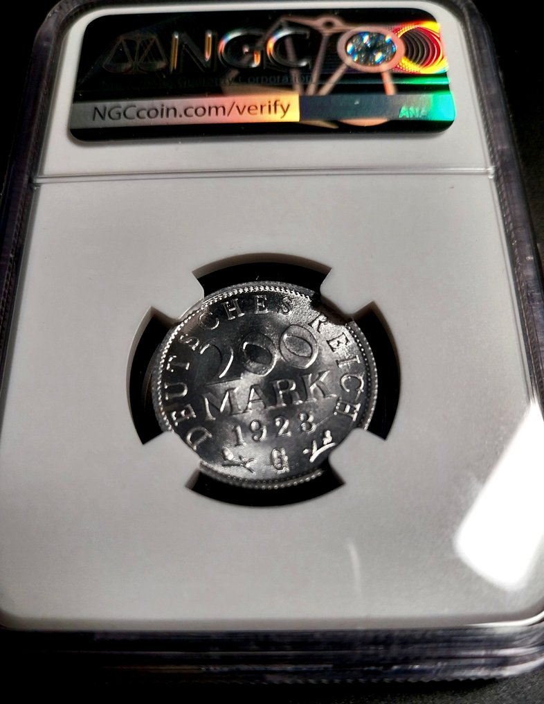 Germany, Weimar Republic 200 Mark 1923 G / MS 66  (Utan reservationspris) #2.1