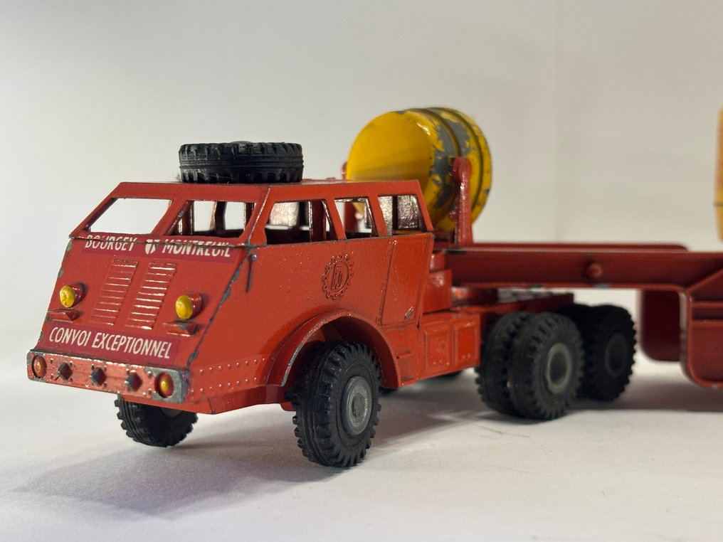 France Jouets – Pacific (FJ) 1:43 - Miniatura de camião - Camion porte-engins avec remorque basse et deux silos jaunes - Convoi exceptionnel #1.0