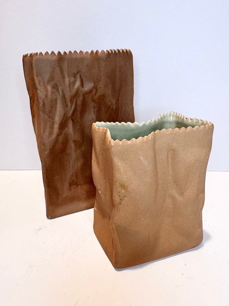 Rosenthal - Tapio Wirkkala - Vase (2) - Do not litter - Biscuit porcelain #2.1