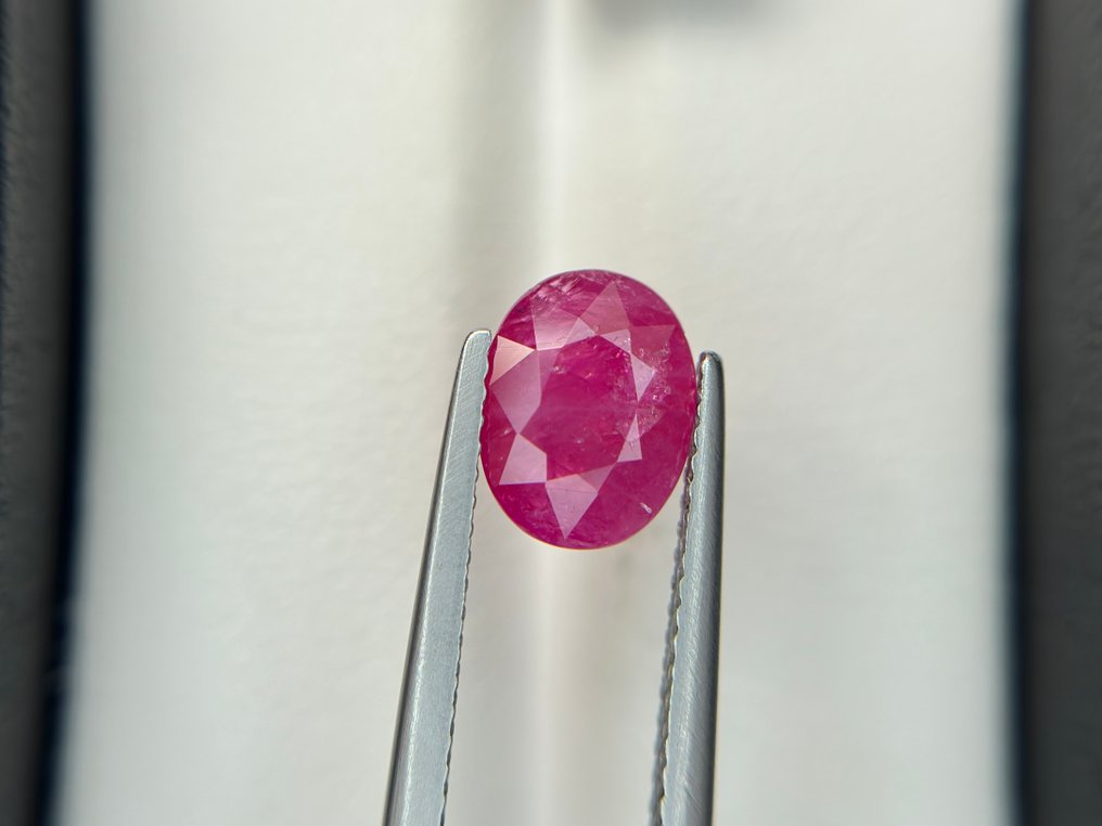 χωρίς τιμή ασφαλείας - 1 pcs  Κόκκινο Ρουμπίνι  - 2.10 ct - Bellerophon Gemlab - Σπάνιο Μπούρμα χωρίς θερμότητα ρουμπί #1.0