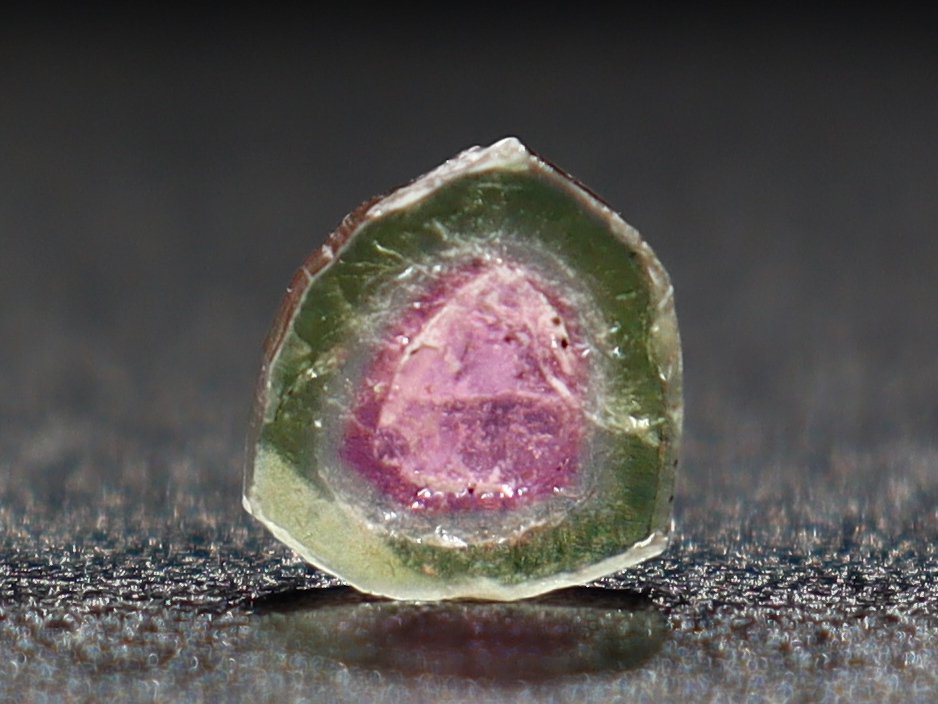 博物馆西瓜电气石 • 卓越AA级 • 1.85克拉 • 5件套中的第2件 - 高度: 9 mm- 0.37 g - (1) #1.0