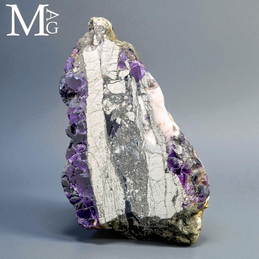 Fluorite, Pyrite, and Barite – Rare Formation from Spain - Height: 56 mm - Width: 36 mm- 47 g #3.2