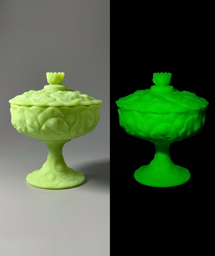 Fenton Art Glass - 罐 - 受新艺术运动启发的 - 铀玻璃, 乳白色玻璃 - 带盖的水果罐 #1.0