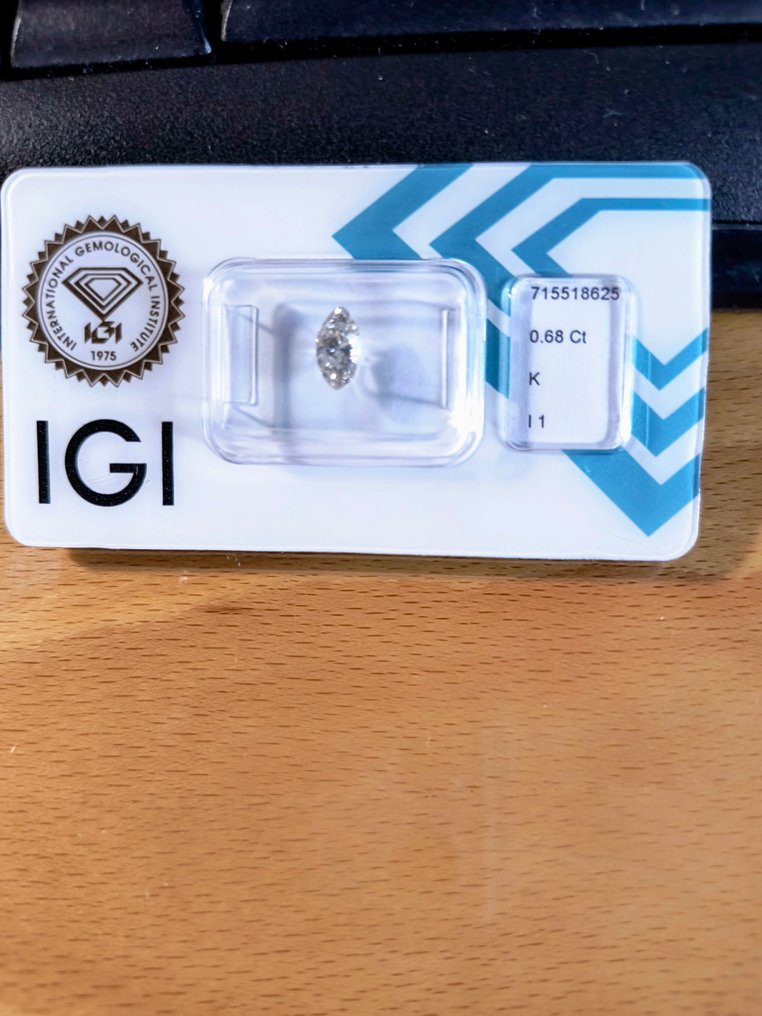 1 pcs Diamante (Natural) - 0.68 ct - Marquesa - K - I1 - International Gemological Institute (IGI) - cinza claro #4.3