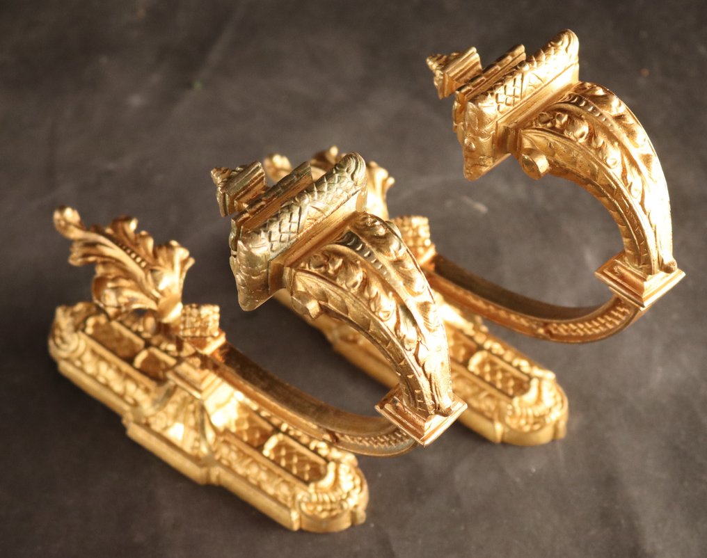 Dekorativt ornament (2) - Paar vergulde antieke embrasses - Frankrike #2.1