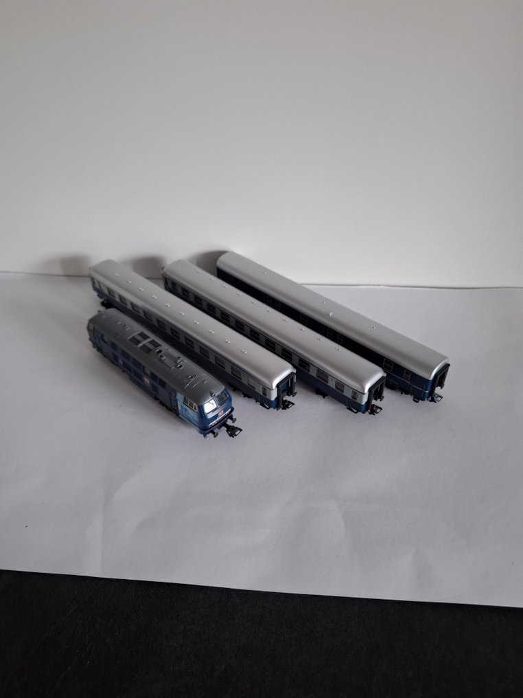 Märklin H0 - 26526 - Treinset (4) - Complete set in originele doos met instructieblad. Blauw-zilver beschildering. - DB #2.1