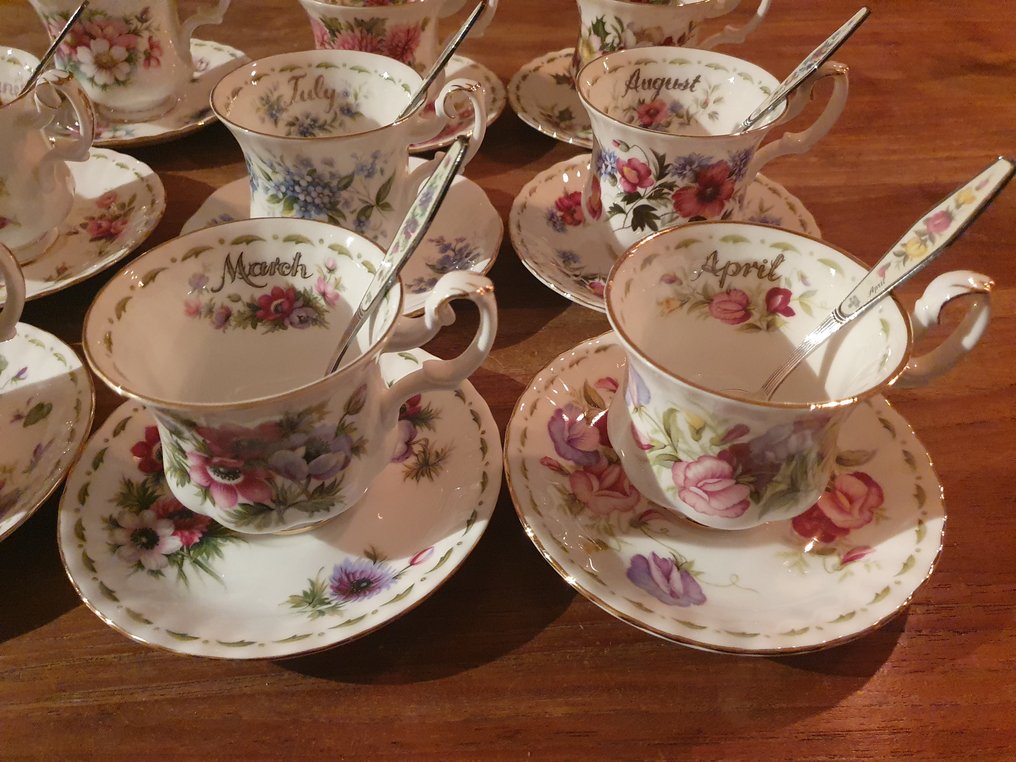 Royal Albert - Csésze és csészealj (12) - Flowers of the Month - Porcelán - Met illő kanálkákkal #2.1