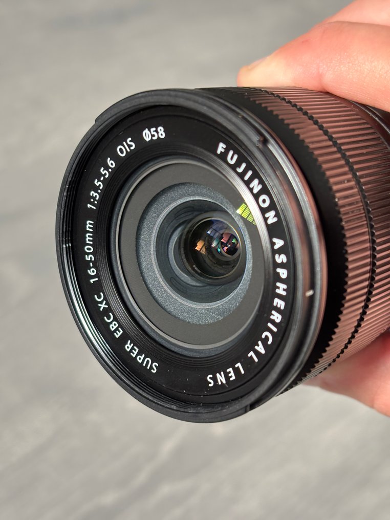 Fuji 16-50mm f3.5-5.6 Super EBC Fujinon Aspherical XC OIS Objectif à focale variable #2.1