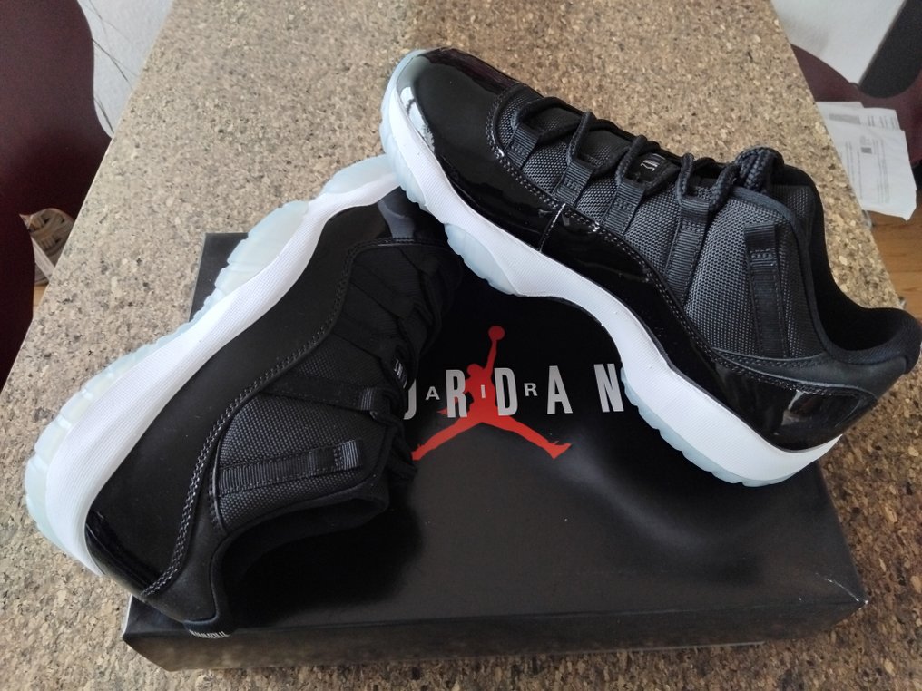 Air Jordan - Air Jordan 11 - Lenkkarit - Koko: EU 43 - Uudet lapulliset #4.3