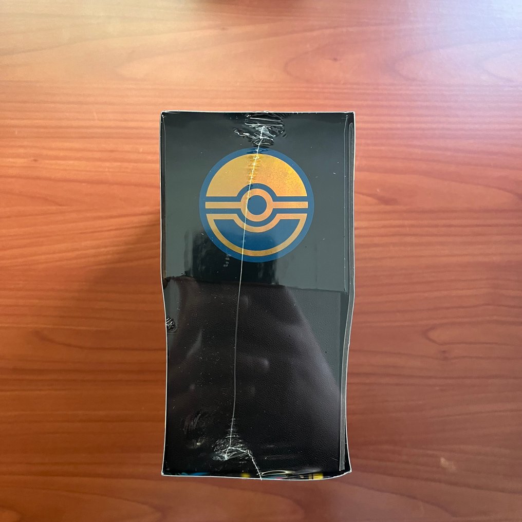 Sealed box - MEGA EVOLUTION LUCARIO ELITE TRAINER BOX #3.2