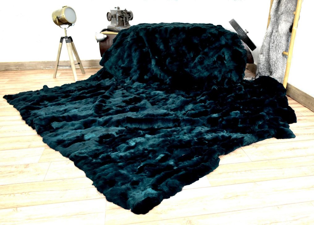 Petrolgrün - Fell - Decke  - 220 cm - 110 cm - Rex Chinchilla #1.0