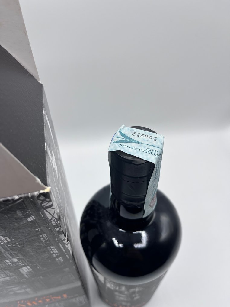 Caroni 1996 Velier - The Last - 39th Release - b. 2019 - 70cl #2.1