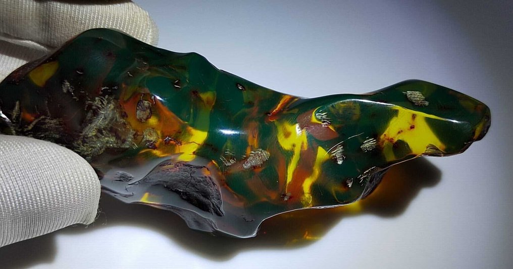 Dominican Amber!! AAA quality - 240 cts- 48 g #3.2