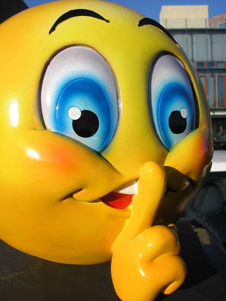 Statue, DESIGNBEELD : EMOJI : POPART : XL BEELD - 27 cm - Polyresin #1.0