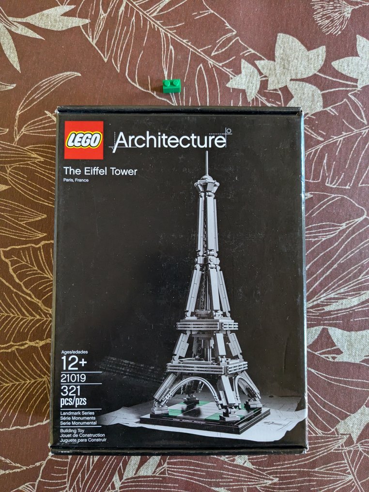 LEGO Set - 21019 - Architecture - The Eiffel Tower #1.0