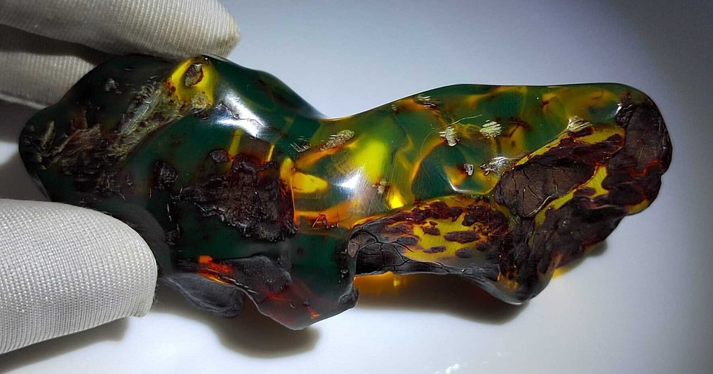 Dominican Amber!! AAA quality - 240 cts- 48 g #2.1