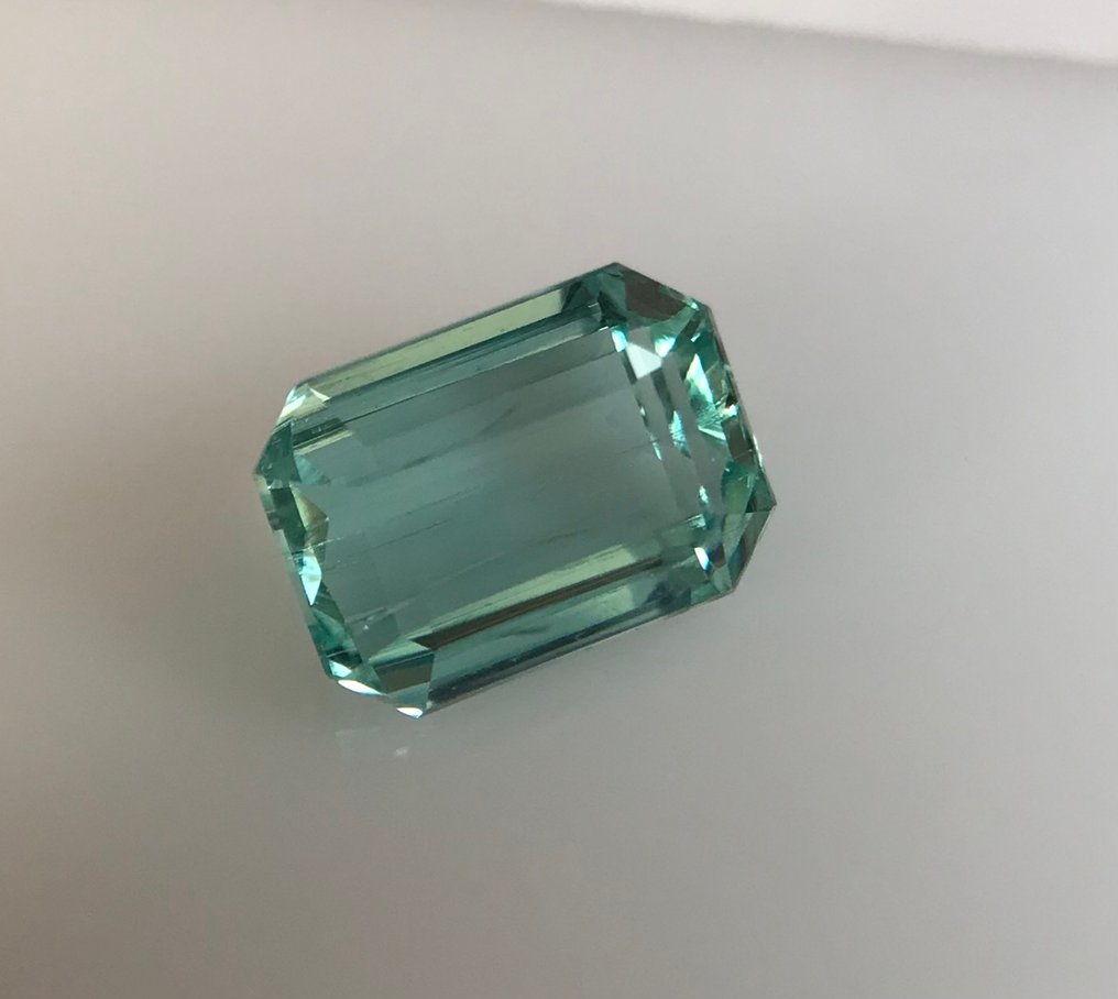 1 pcs  Smaragd  - 2.41 ct - Nemzetközi Gemmológiai Intézet (IGI) #2.1