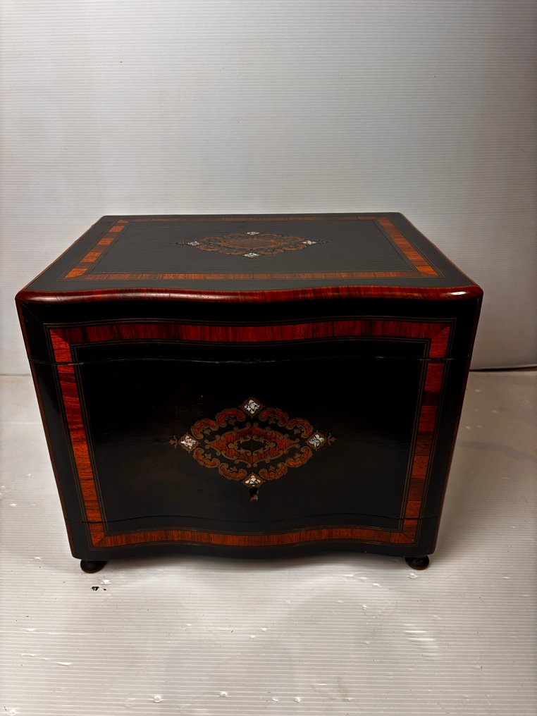 Barschrank - Veröltes Birkenholz - Rosenholz - Perlmutt #3.2