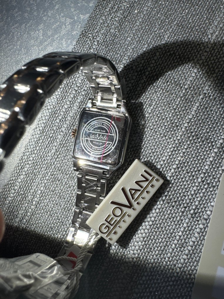 Geovani - Swiss Diamond Watch - Ei pohjahintaa - GOL591-SR-DD-7 - Naiset - 2011 #1.0