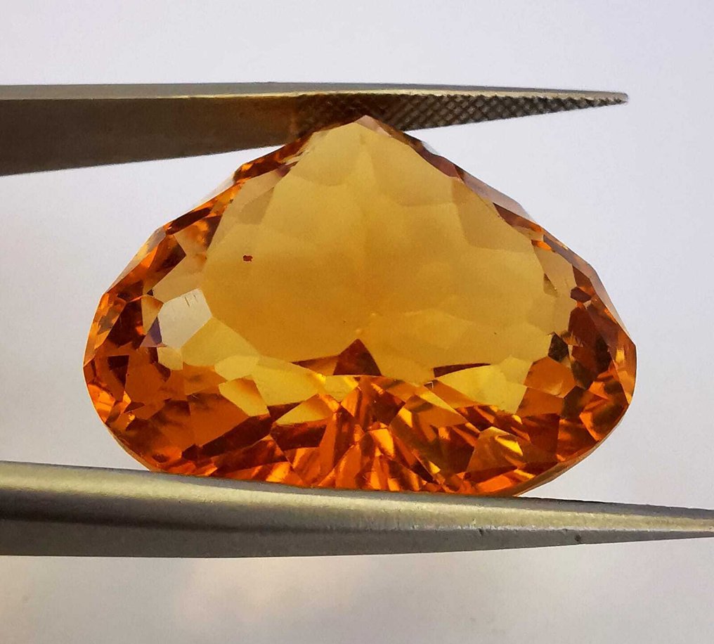 No Reserve Price Citrine  - 27.60 ct - Antwerp Laboratory for Gemstone Testing (ALGT) - Intense Orangy Yellow #2.1