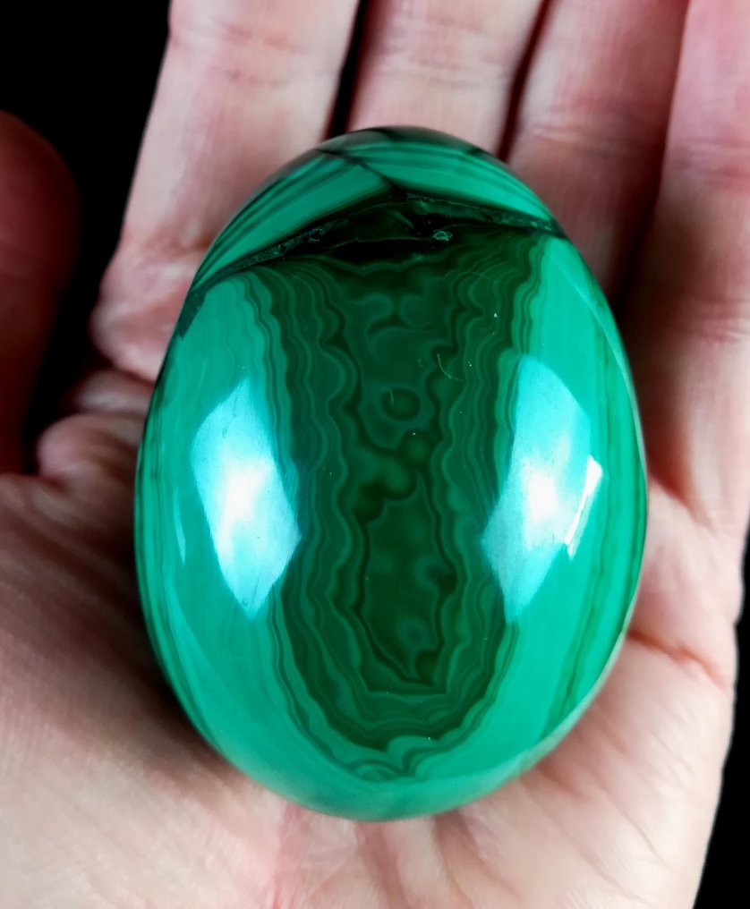 Malaquita A++ of First Quality Egg - Height: 61 mm - Width: 45 mm- 227 g - (1) #1.0