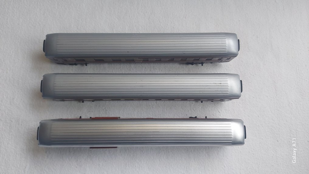 Märklin H0 - 4030/4031 - 模型客運火車 (3) - 两节客车和一节带行李区的客车。 - SJ #4.3