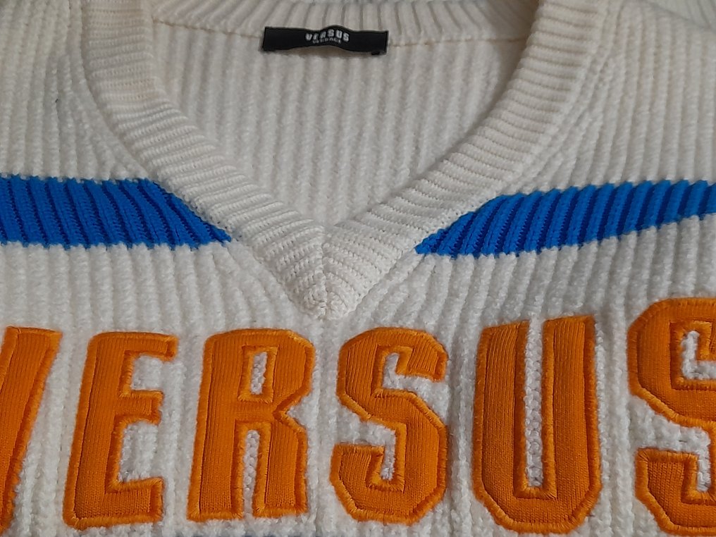 Versus - Jumper #4.3