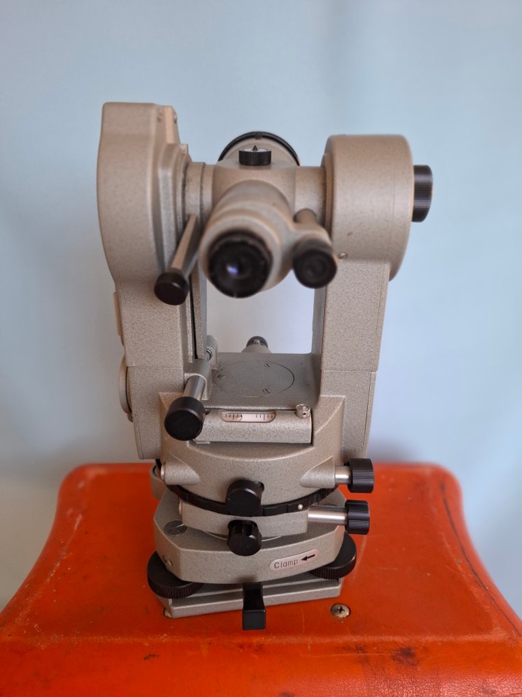 Sokkisha - Topografisk teodolitt - Aluminium, Stål - 1970–1980, 1980–1990 - Type TM20D #1.0