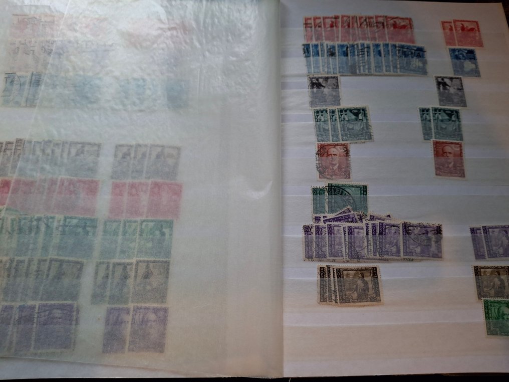 意大利 1946 - 意大利邮票商存货1937年至1946年，以及更好的书背和更好的航空邮寄。 #1.0