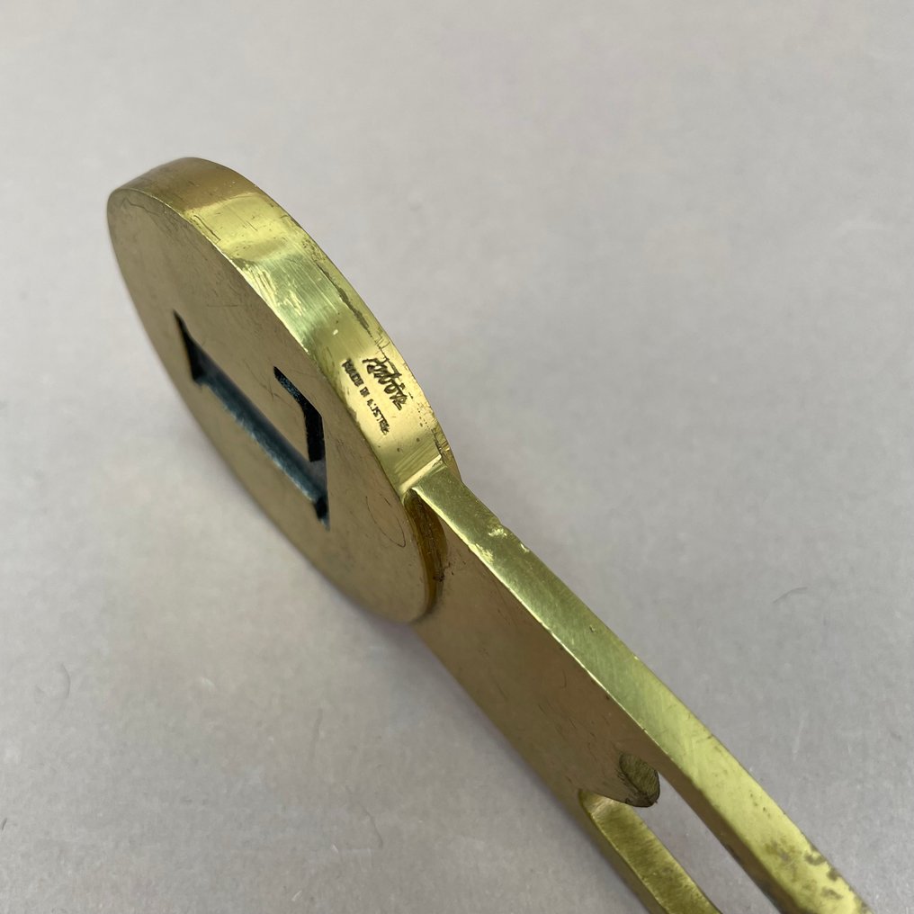 Carl Auböck - Flaschenöffner - Messingguss #4.3