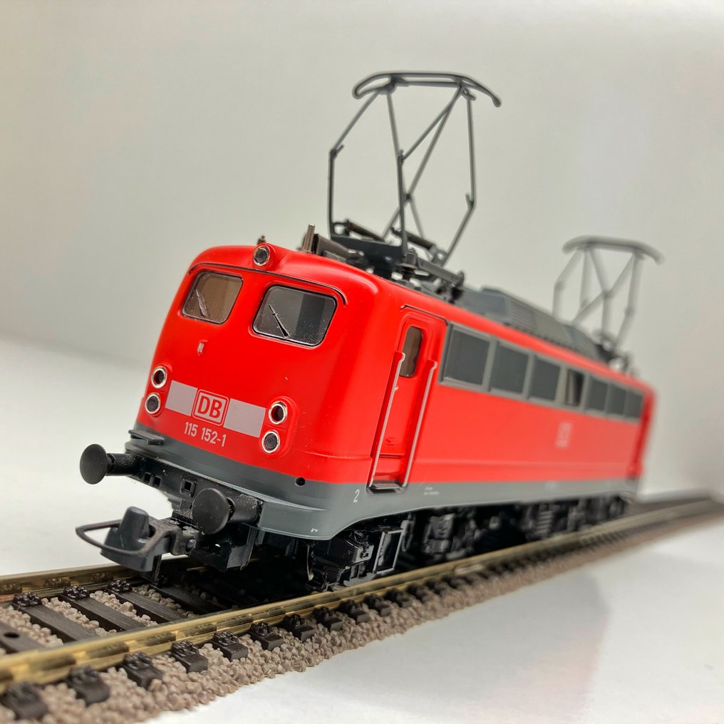 Roco H0 - 62595 - Electric locomotive (1) - DB AG - BR 115 152-1 - DB #1.0