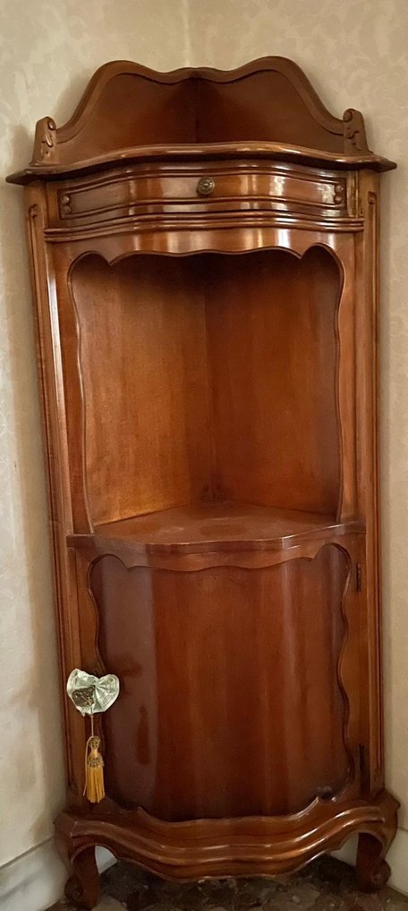 Γωνιακό ντουλάπι (2) - Walnut - Angoliere #3.2