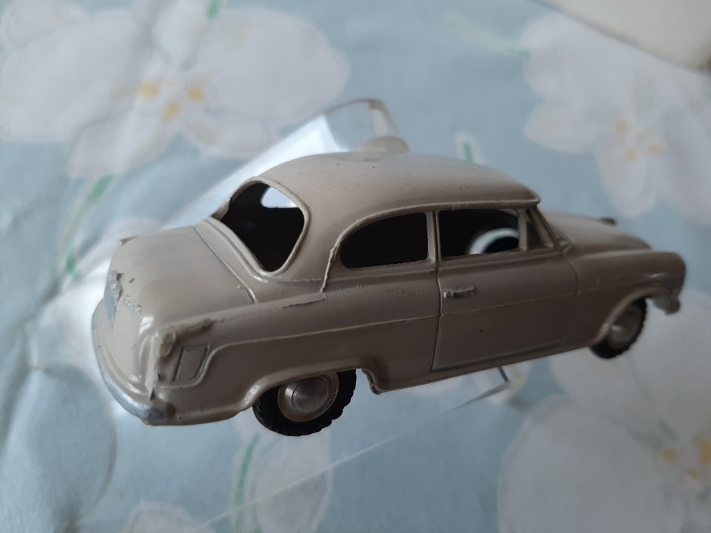 Märklin 1:43 - Αυτοκίνητο μοντελισμού - 5524/15 Borgward Isabella, Unboxed #3.2