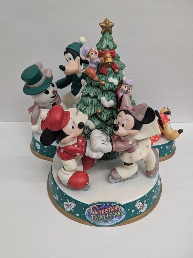 Disney - Figurine - Disney Christmas Fantasy 2002 Figurine — Mickey & Friends - Resin #1.0