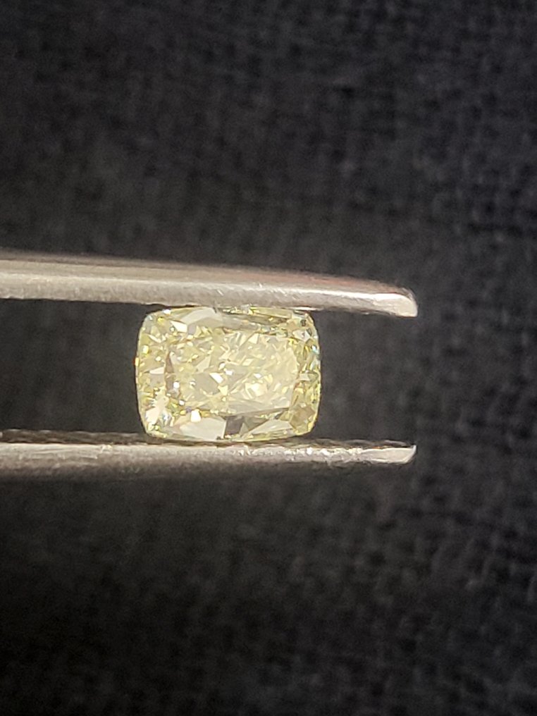 1 pcs 钻石  (天然)  - 1.00 ct - 枕形 - VVS2 极轻微内含二级 - 美国宝石研究院（GIA） - W - X #1.0