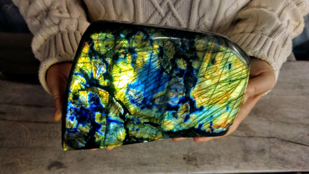 Labradorite Freeform - Green Golden Turquoise rare colours - Height: 20 cm - Width: 15 cm- 3218 g #1.0