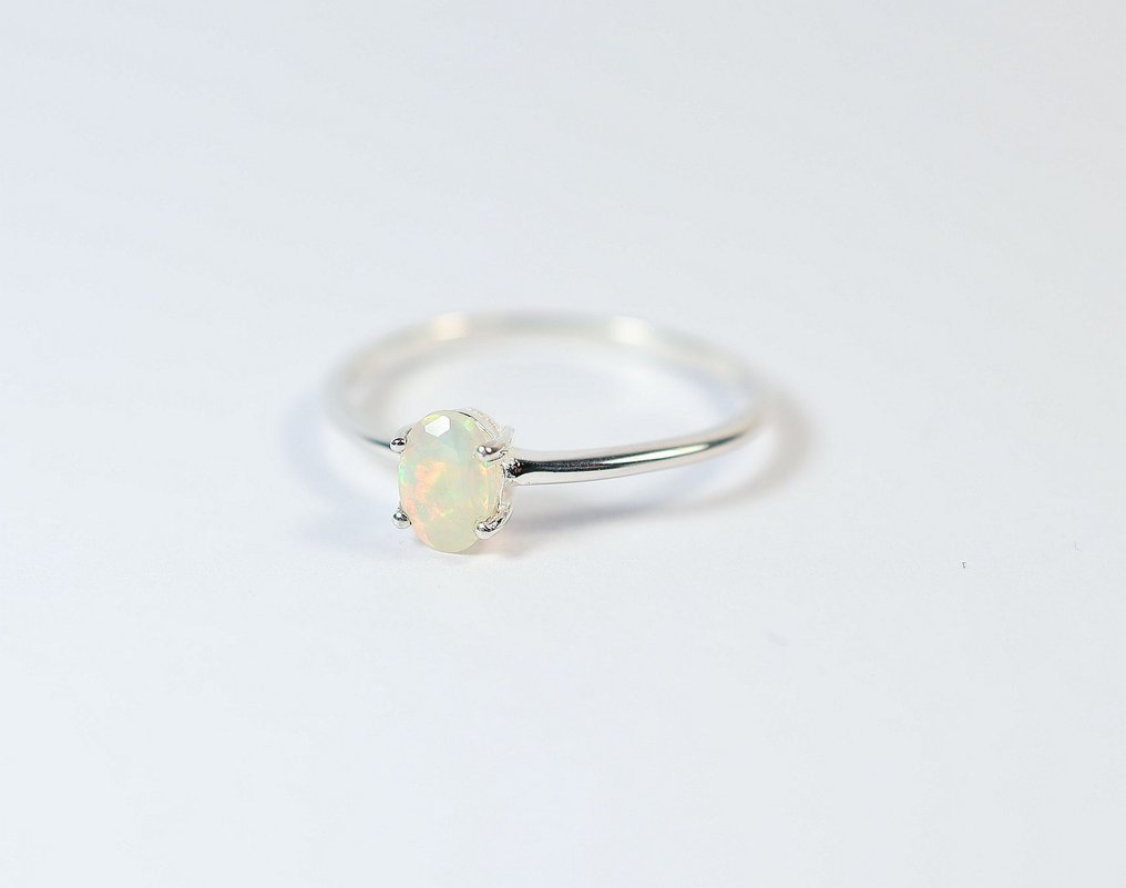 Etiópiai opál / Welo-opál Gyűrű / új- 1.12 g - (1) #2.1