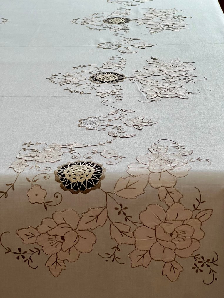 Εξαιρετικό τραπεζομάντηλο με δώδεκα πετσέτες σε ταιριαστό σχέδιο, όμορφη χειροτεχνία. - Τραπεζομάντηλο  - 260 cm - 170 cm #2.1