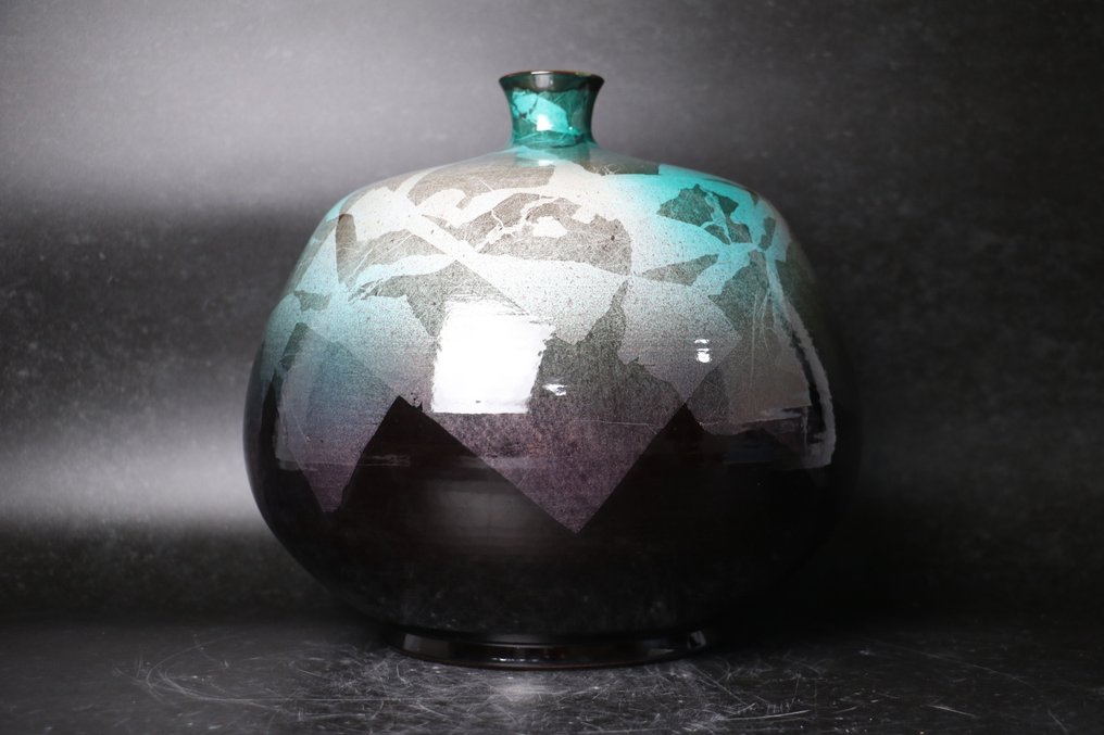 现代九谷烧花瓶——绿色、灰色和黑色的抽象几何设计 - 瓷器 - 日本 - 1900-2000 #3.2