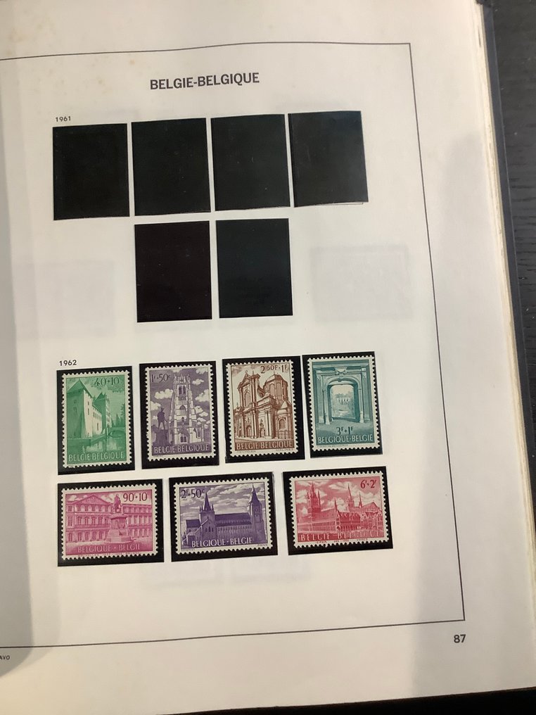 Belgique 1960/1987 - Belle collection de 1960/1983 dans un ancien album Davo. #4.3